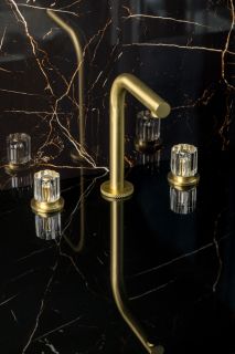 Встраиваемый смеситель для раковины Boheme Elegante 152-MG-EL золото матовое